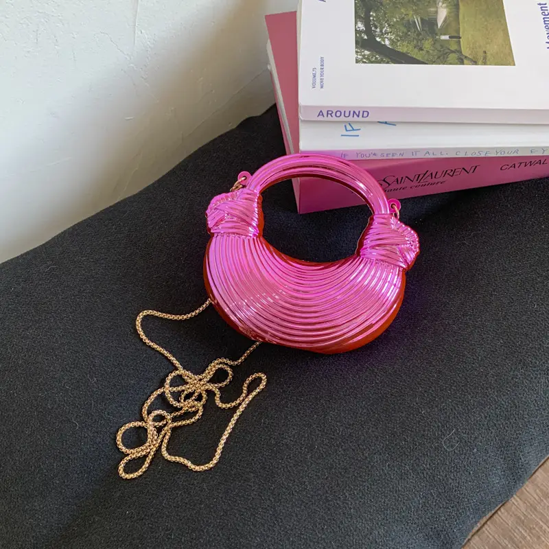 Golden Acrylic Chain Dumpling Bag for Women - Image 8