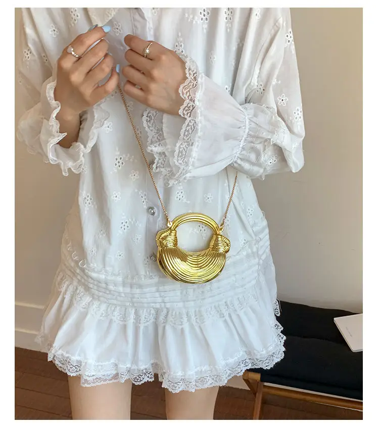 Golden Acrylic Chain Dumpling Bag for Women — feature 7