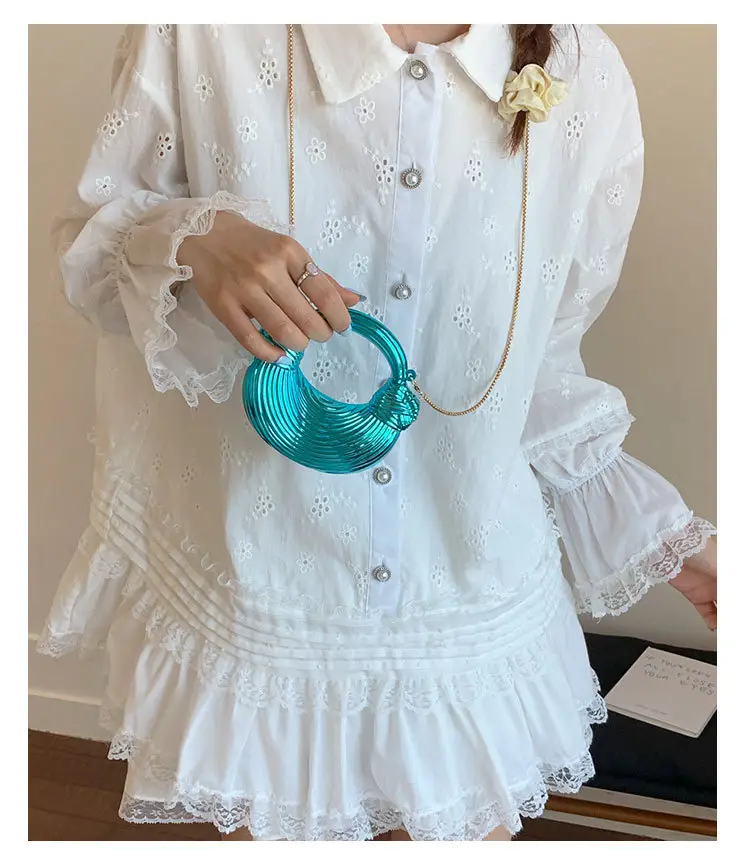 Golden Acrylic Chain Dumpling Bag for Women — feature 9
