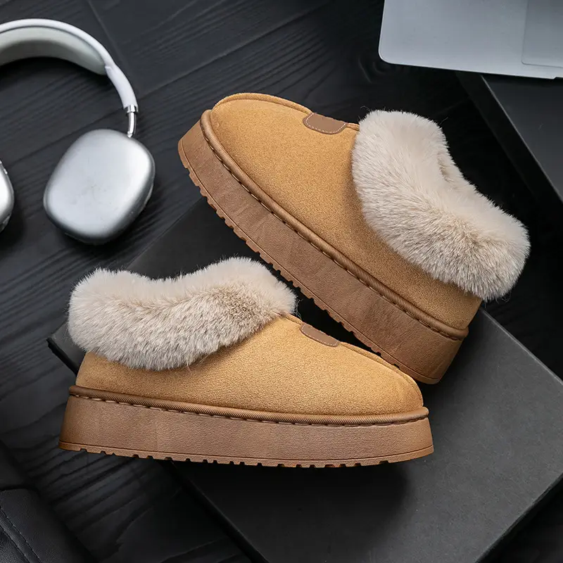 Snow Boots for Women, Winter Outer Wear, Thick-Soled Non-Slip Fleece-Lined and Thickeneded Couple Cotton Slippers, Home Plush Bag and Cotton Shoes