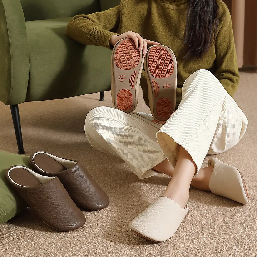 New Style Couple's Japanese-Style Floor Slippers for Spring, Autumn, and Winter, Women's Soft-Soled Indoor Home Silent Non-Slip Pu Waterproof Cotton Slippers for Men - Image 18