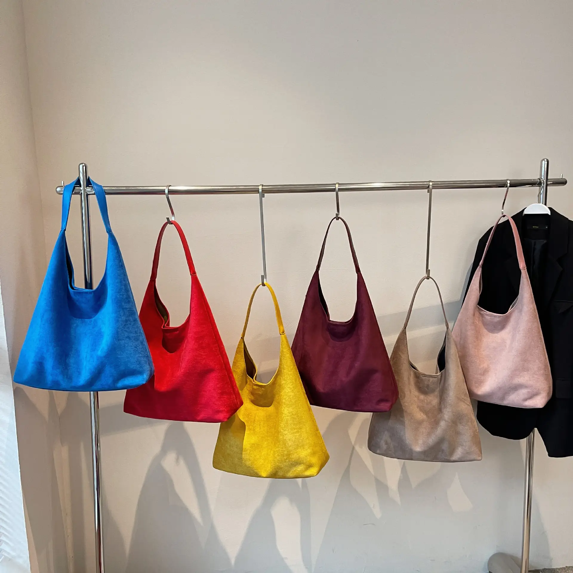 High-Quality Brown Leather Underarm Bag for Women - Image 15