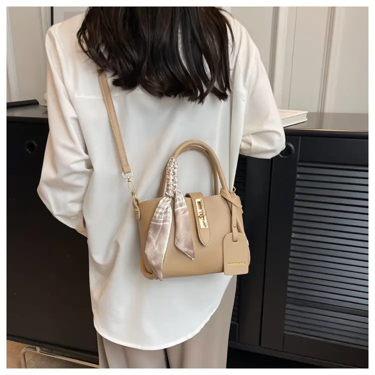 Black Leather Shoulder Crossbody Bag with Gold Plated Handles — feature 18