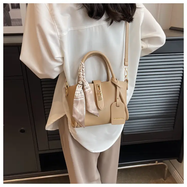 Black Leather Shoulder Crossbody Bag with Gold Plated Handles — feature 19