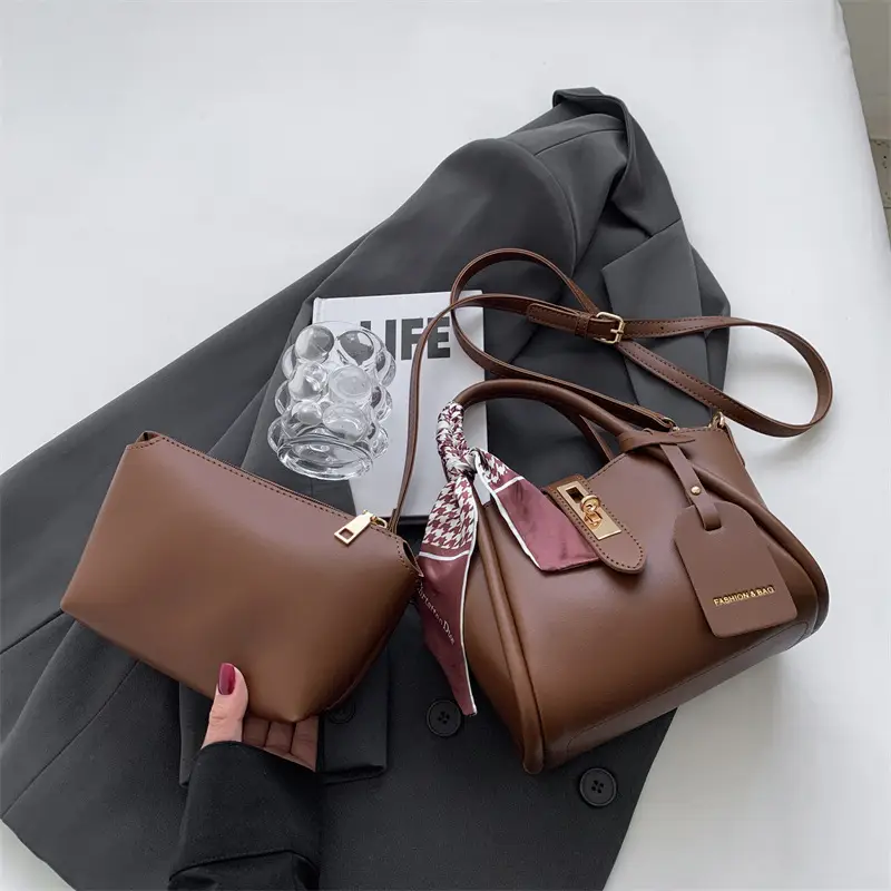 Black Leather Shoulder Crossbody Bag with Gold Plated Handles — feature 38