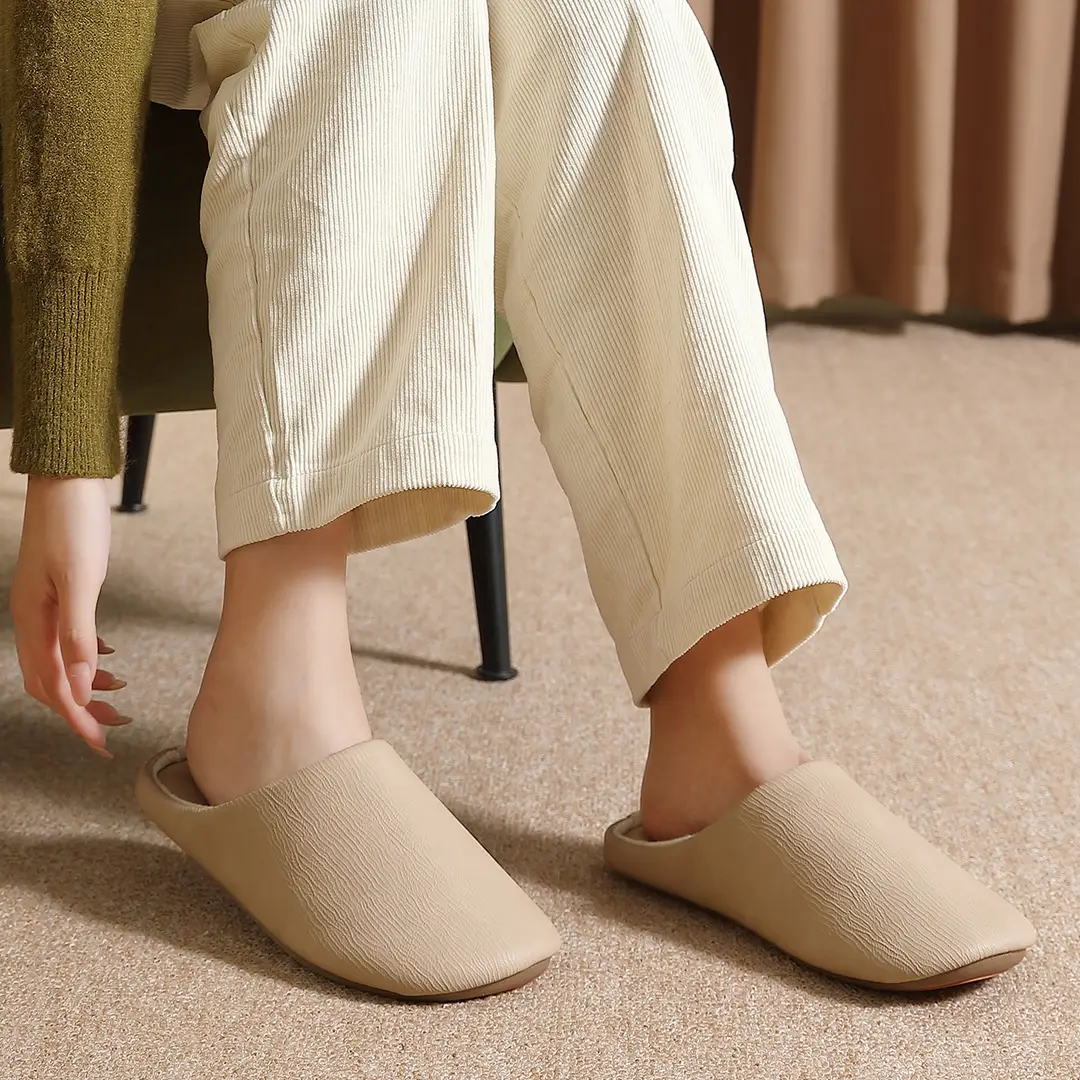 Japanese-Style Cotton Slippers, Winter Soft-Soled Indoor Home Slippers, Autumn and Winter Thick-Soled Silent Non-Slip Cotton Shoes for Women, Wholesale