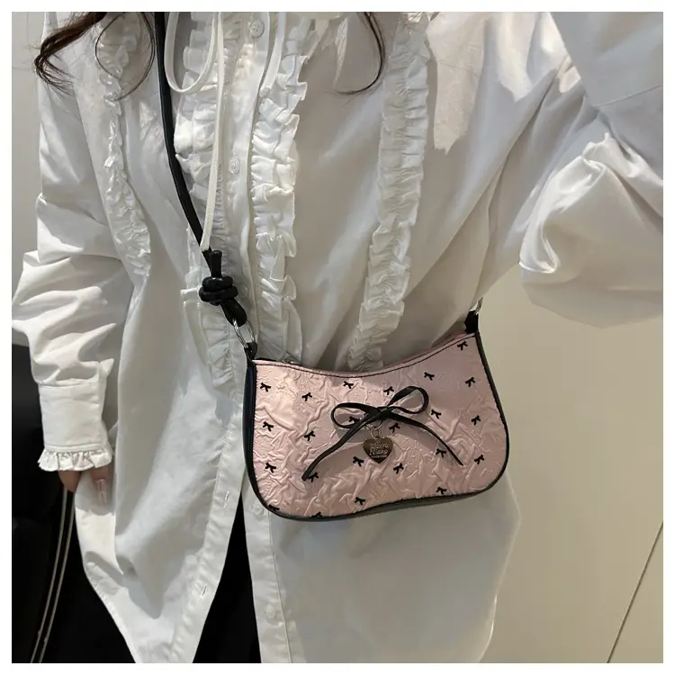 Trendy Pink Bow Crossbody Bag for Women 2025 — feature 15