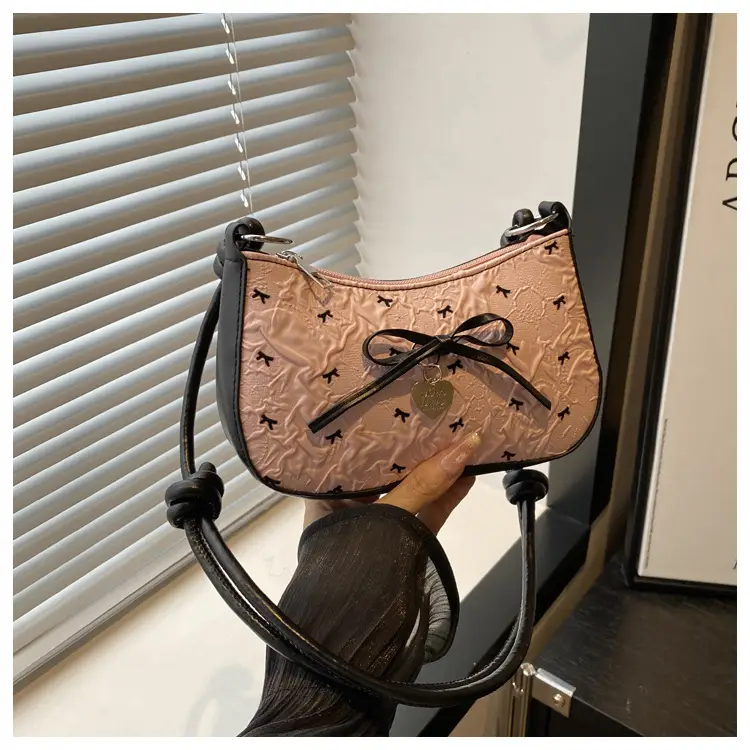Trendy Pink Bow Crossbody Bag for Women 2025 — feature 18