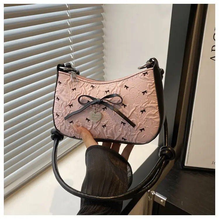 Trendy Pink Bow Crossbody Bag for Women 2025 — feature 19