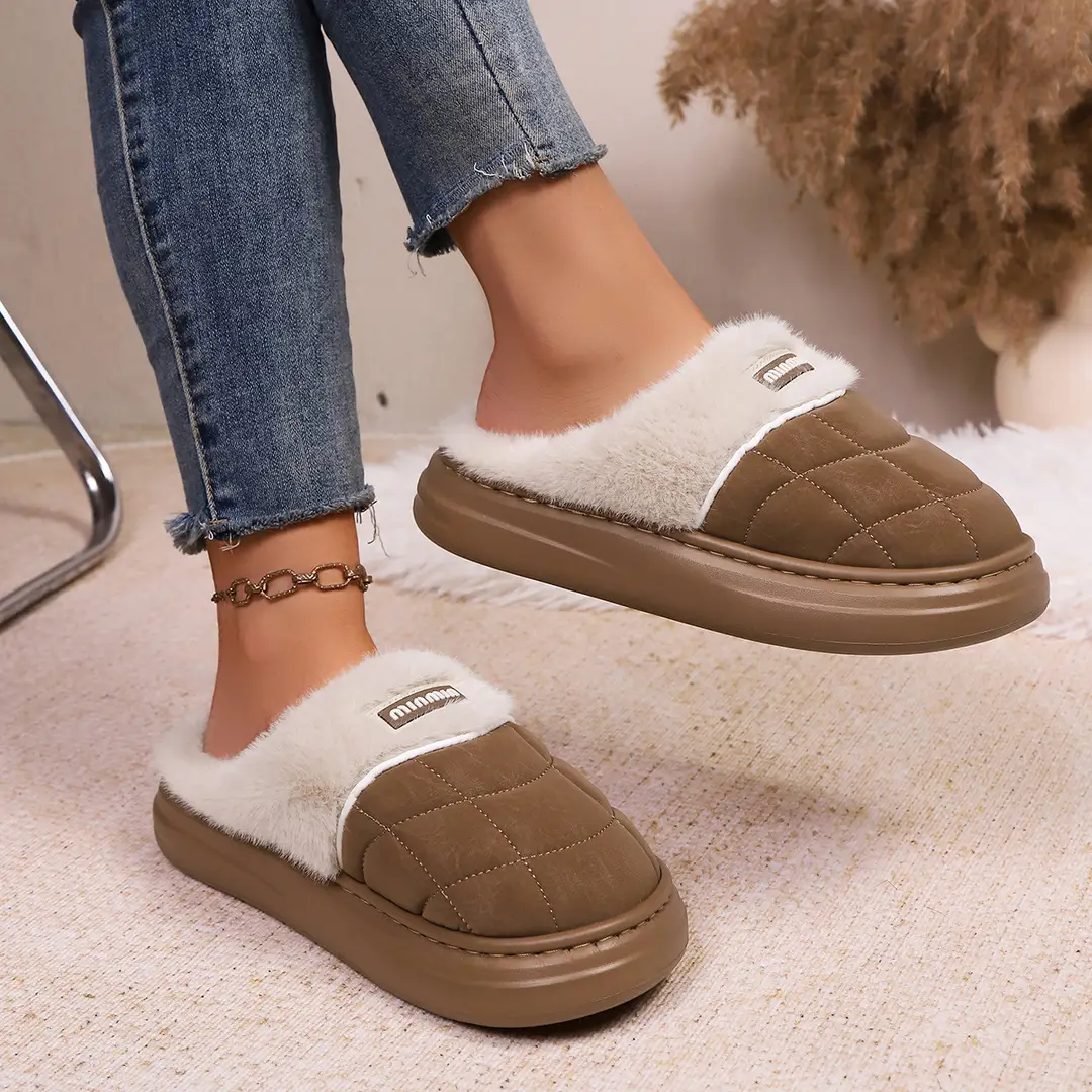 2025 New Autumn and Winter Flat Heel Non-Slip Fleece-Lined Women's Slippers Plush Home Cross-Border Furry Shoes Warm Furry Shoes — feature 3