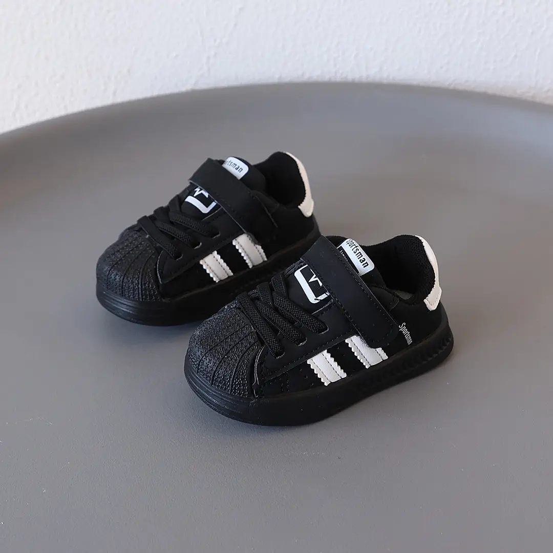 Black Soft Sole Shoes, Classic Toddler Shoes, Lightweight Baby Shoes, Versatile Children's Sports Shoes, Autumn and Winter Toddler Shell Shoes - Image 2