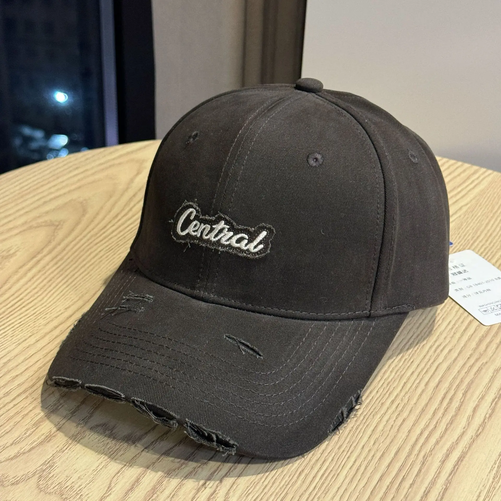 Central Embroidered Distressed Cap for Men Black Pink — feature 13