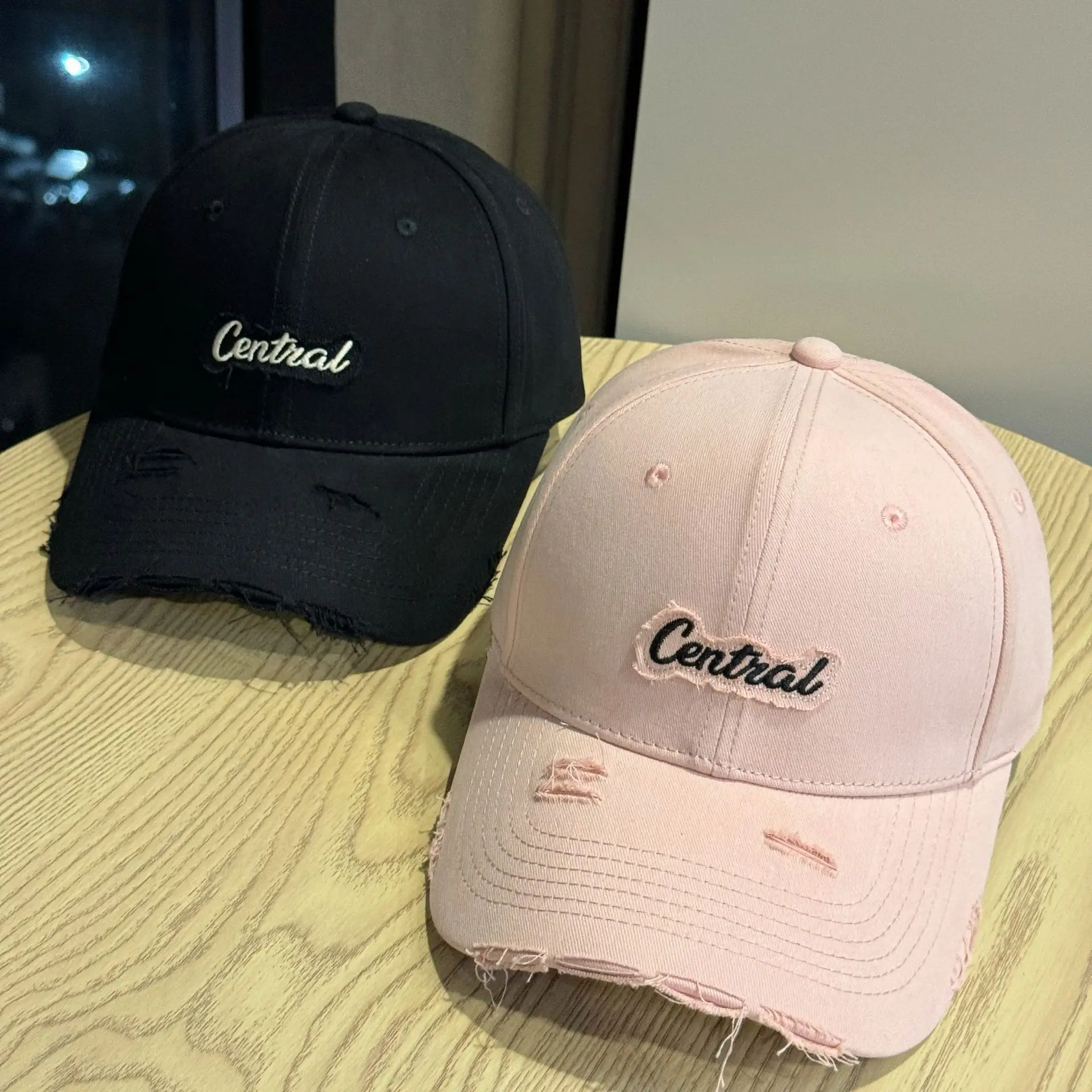 Central Embroidered Distressed Cap for Men Black Pink — feature 9