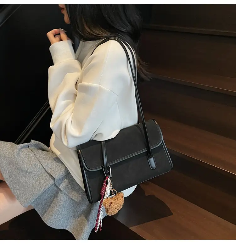 Large Capacity Satchel Bag for Women Brown Leather — feature 18
