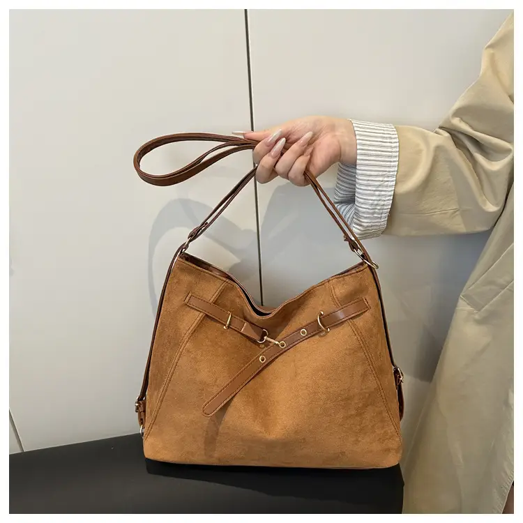 Retro Suede Shoulder Bag Beige Black Handle 2025 — feature 15