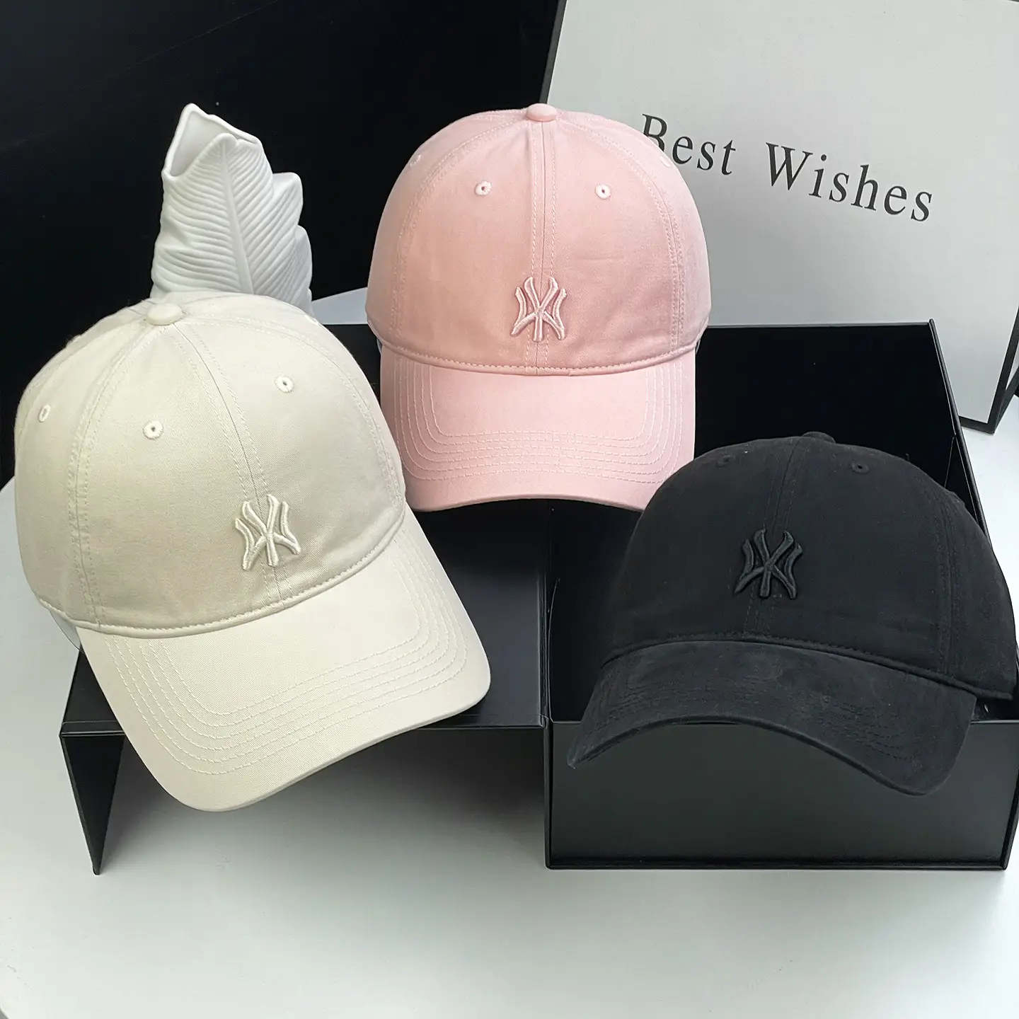 2025 Spring Cap Women Red Blue Embroidered Baseball Cap - Image 10