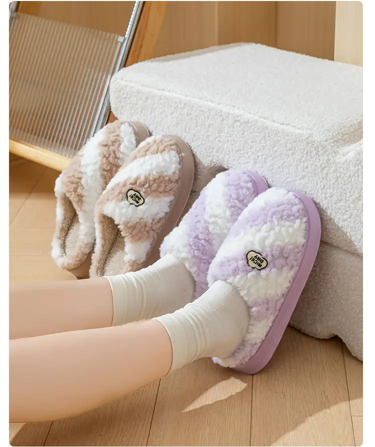 Two-Tone Plush Embroidered Slippers with a Soft Cushioning Feel, Suitable for Autumn and Winter, Warm and Thick-Soled, Lightweight, for Couples and Postpartum Care — feature 17