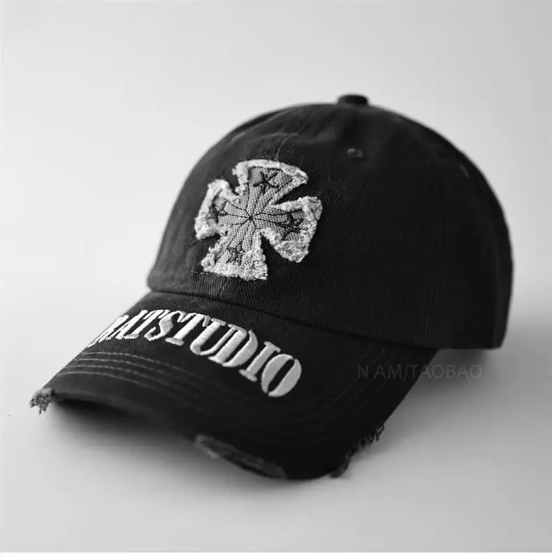 Black American Style Baseball Cap with Embroidered Cross Flower & "MASTUDIO" Text — feature 5