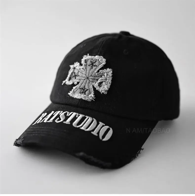Black American Style Baseball Cap with Embroidered Cross Flower & "MASTUDIO" Text — feature 6