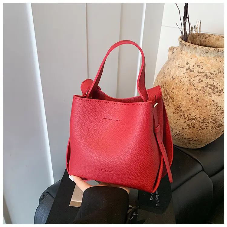 Retro Brown Leather Bucket Bag for Women 2025 — feature 23