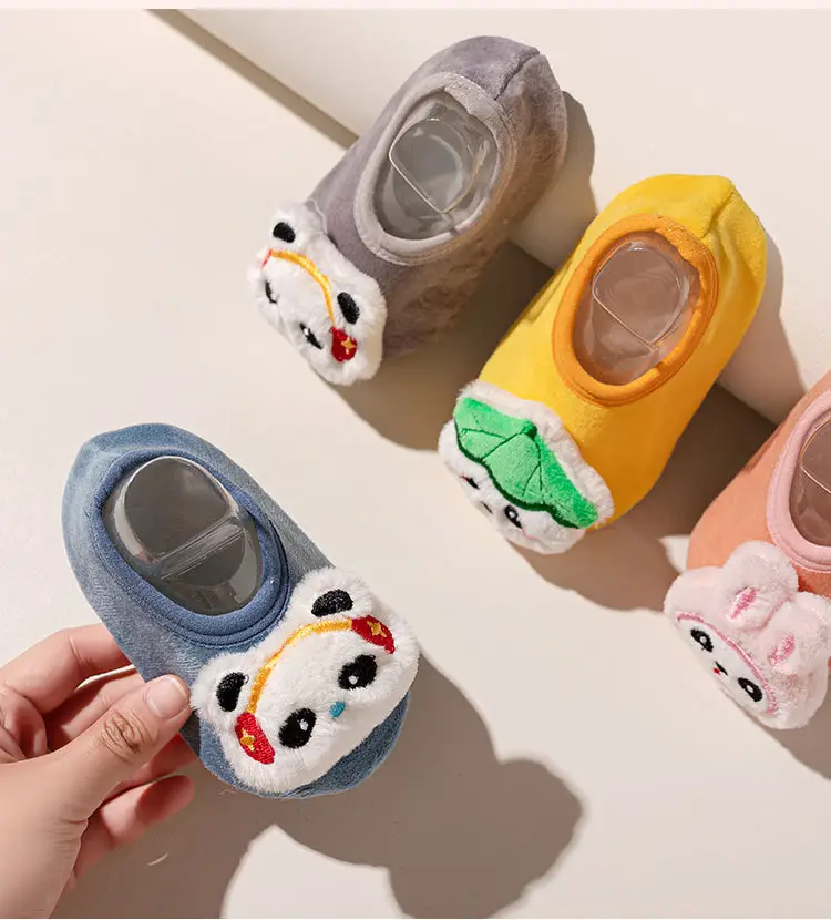 2025 New Baby Non-Slip Floor Socks Autumn Winter Infant Cartoon Silver Fox Velvet Toddler Socks Children's Home Soft-Soled Shoes β feature 11