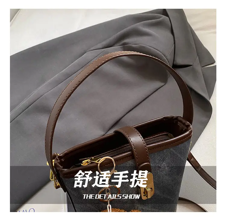 Vintage Niche Women's Shoulder Crossbody Bag for Autumn Winter 2026 — feature 13