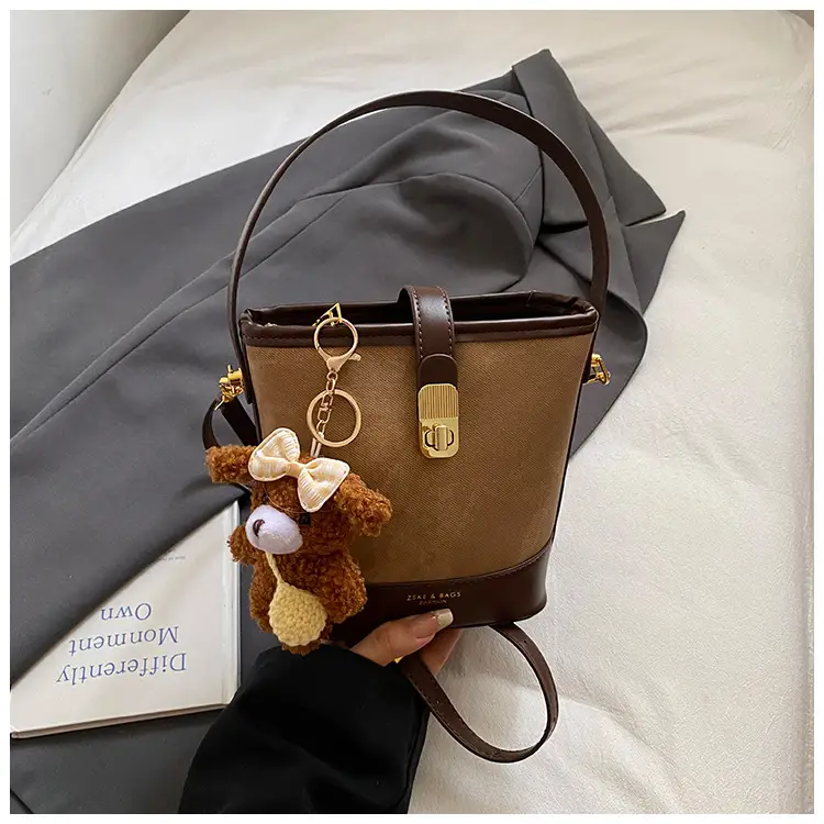 Vintage Niche Women's Shoulder Crossbody Bag for Autumn Winter 2026 - Image 2
