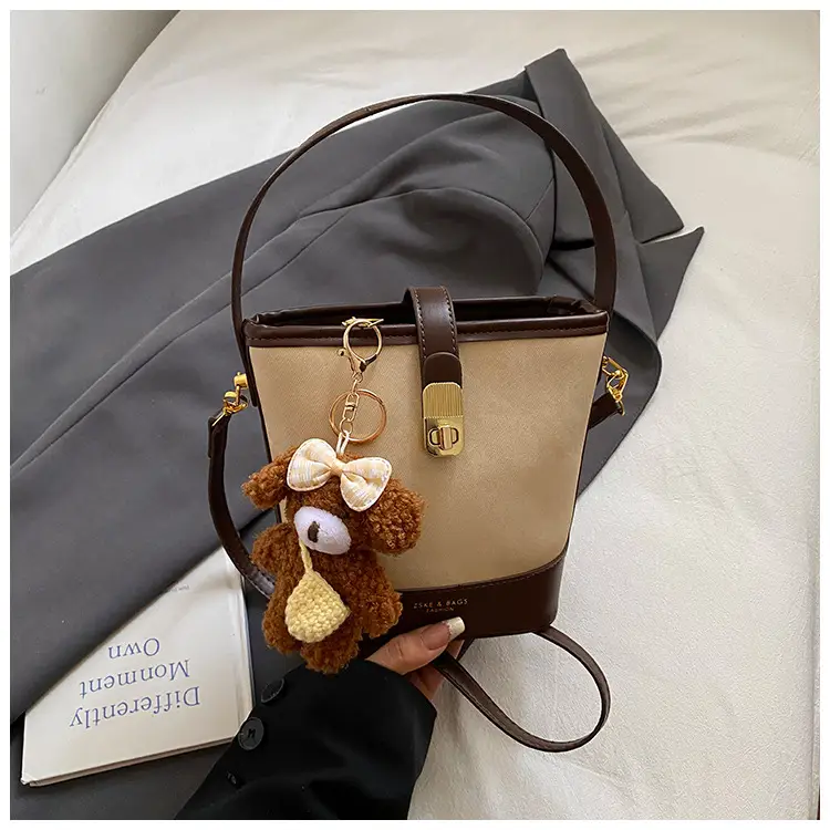 Vintage Niche Women's Shoulder Crossbody Bag for Autumn Winter 2026 - Image 3