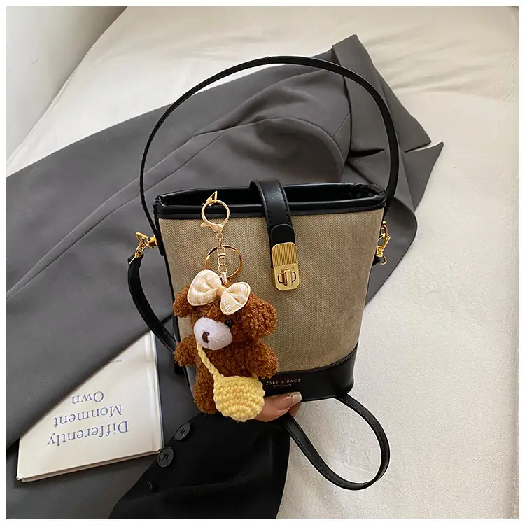 Vintage Niche Women's Shoulder Crossbody Bag for Autumn Winter 2026 - Image 4