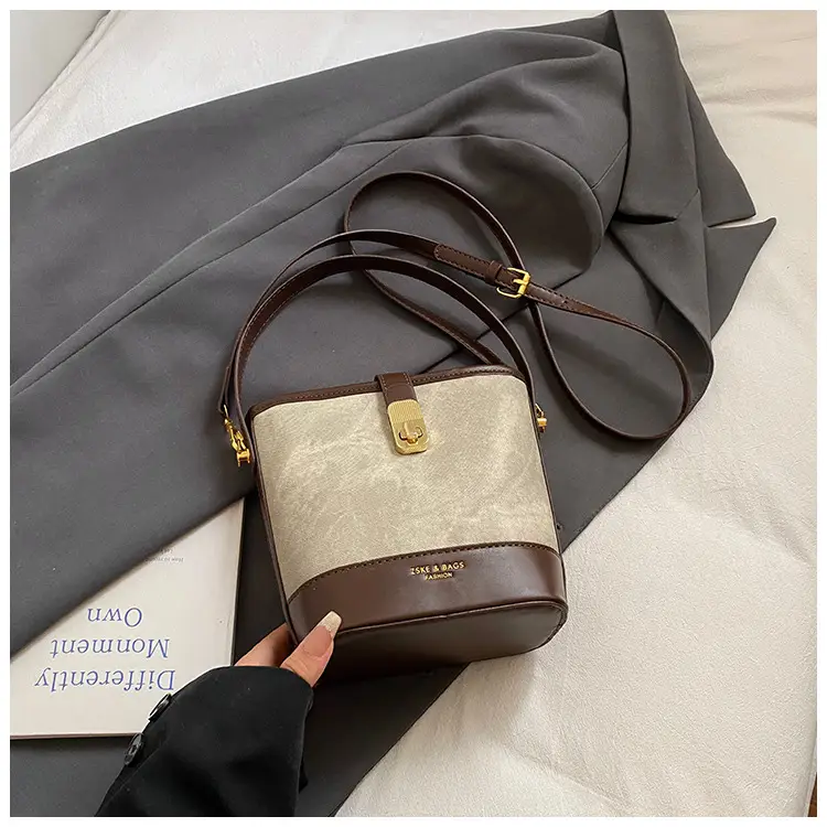 Vintage Niche Women's Shoulder Crossbody Bag for Autumn Winter 2026 - Image 7
