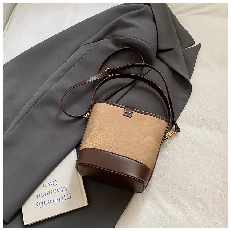 Vintage Niche Women's Shoulder Crossbody Bag for Autumn Winter 2026 - Image 8