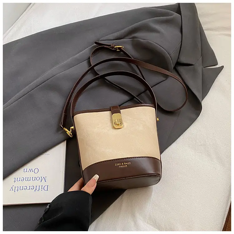 Vintage Niche Women's Shoulder Crossbody Bag for Autumn Winter 2026 - Image 9