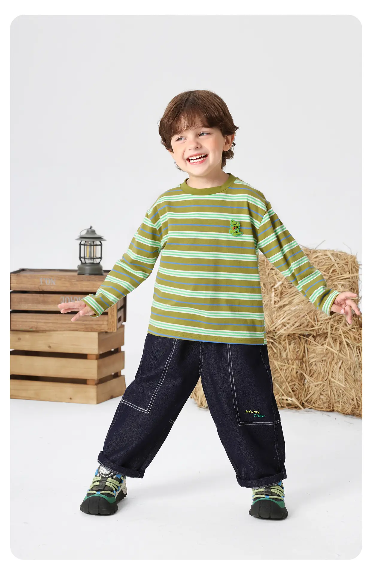 Right European Boys T-Shirt Green Striped Hooded — feature 15