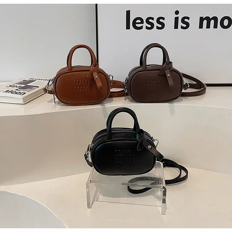 Women's Brown Leather Shoulder Bag with Zipper Closure — feature 16