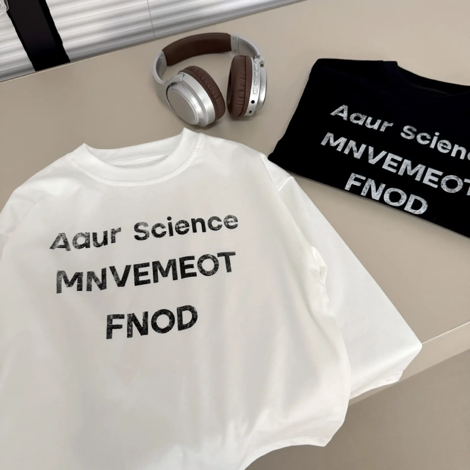 Boys' Black Long Sleeve Sweatshirt with "Aur Science" Print — feature 3
