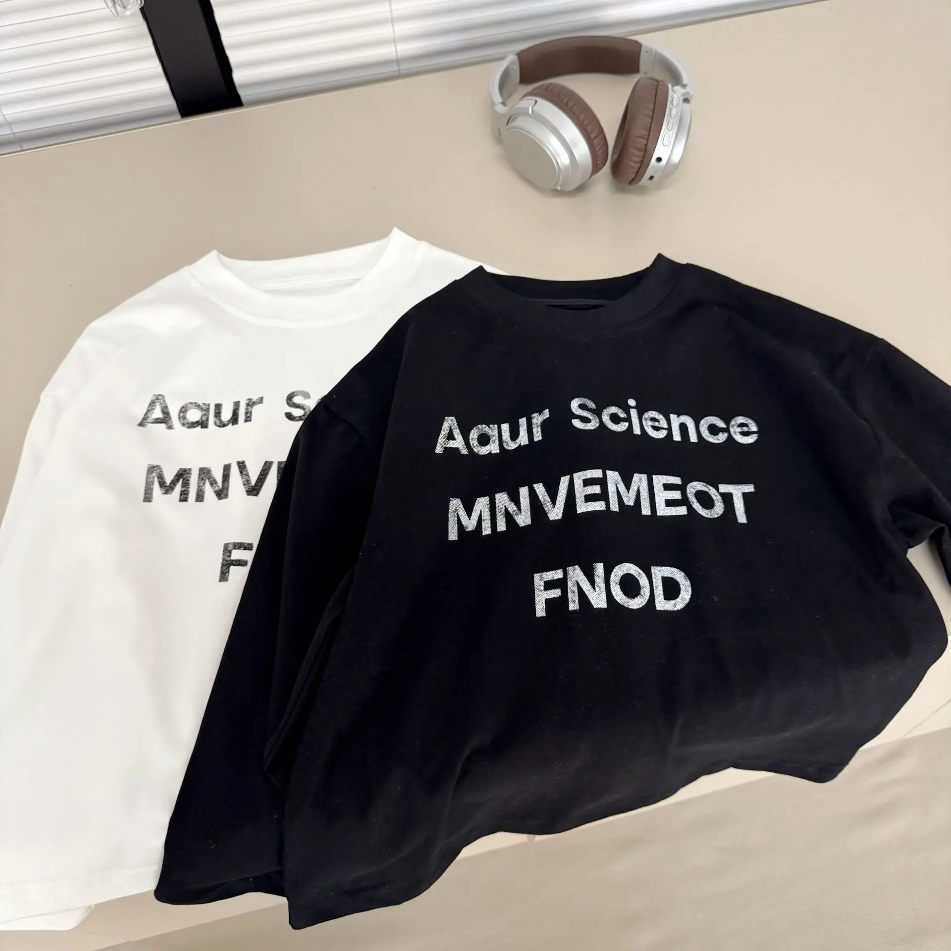 Boys' Black Long Sleeve Sweatshirt with "Aur Science" Print — feature 5