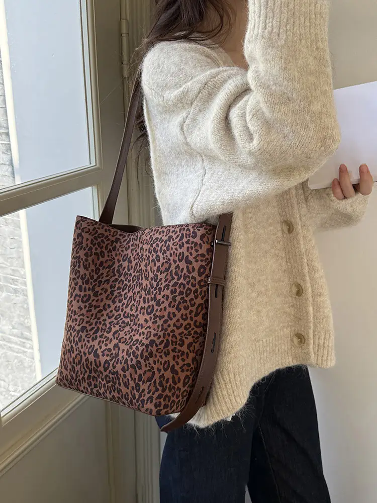Leopard Print Bucket Bags for Women Brown Black — feature 16