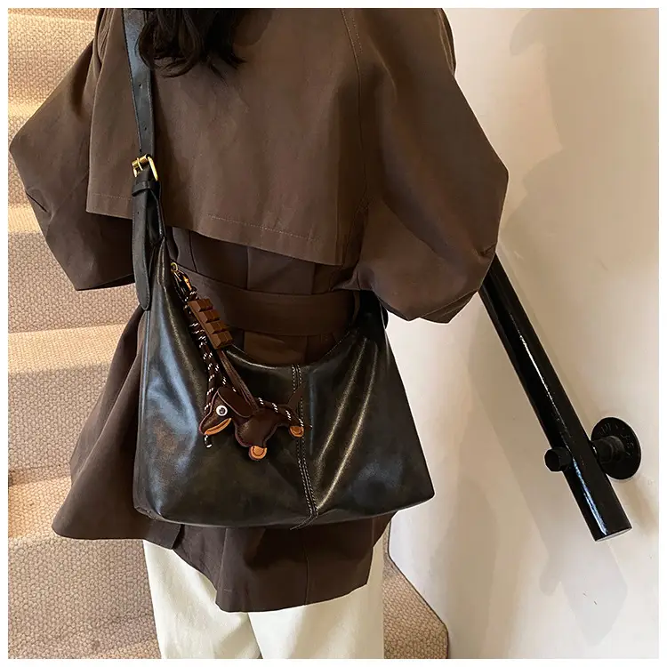 Brown Leather Crossbody Bag for Women Large Capacity — feature 18