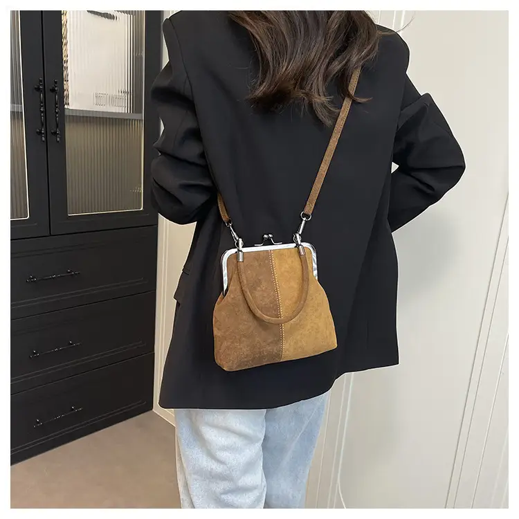 Retro Clip-On Phone Bag Women Brown Leather Commuter Shoulder Crossbody — feature 11