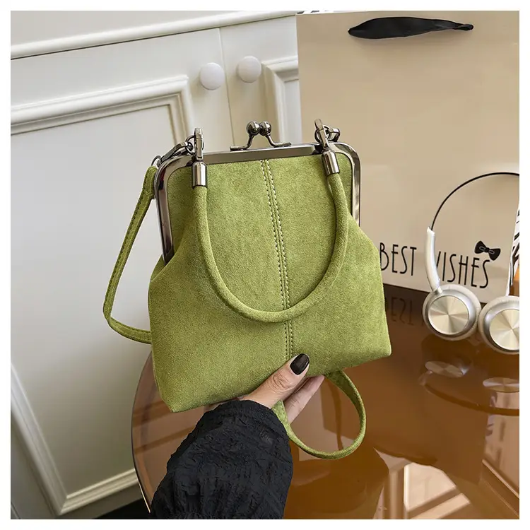 Retro Clip-On Phone Bag Women Brown Leather Commuter Shoulder Crossbody — feature 26
