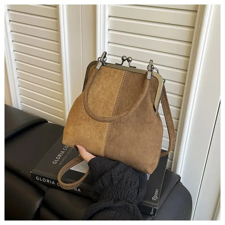 Retro Clip-On Phone Bag Women Brown Leather Commuter Shoulder Crossbody — feature 29