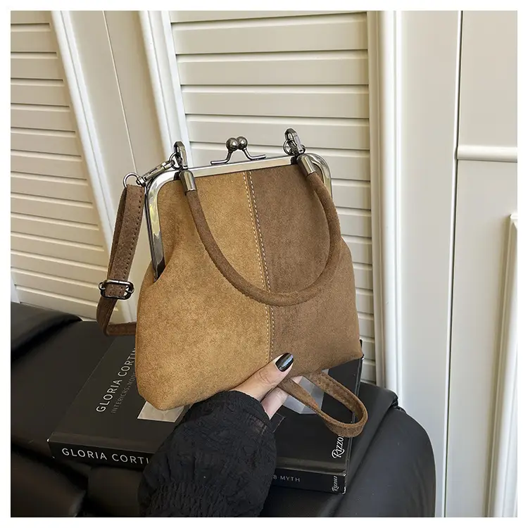 Retro Clip-On Phone Bag Women Brown Leather Commuter Shoulder Crossbody — feature 30