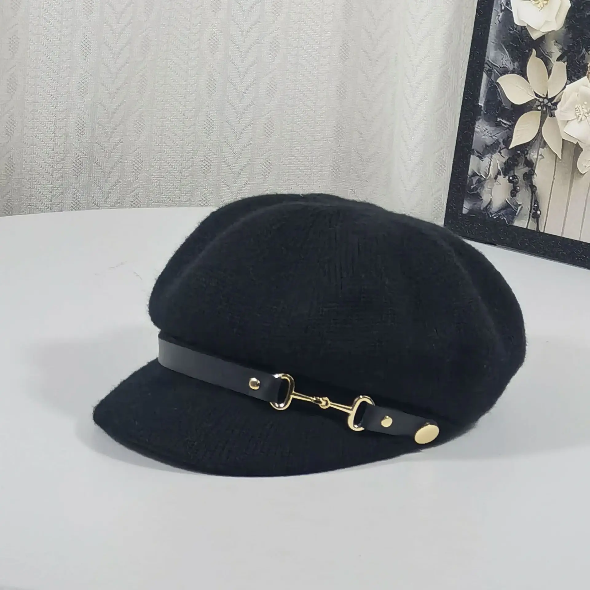 Women's Knitted Newsboy Cap Cream Navy 2025 - Image 3