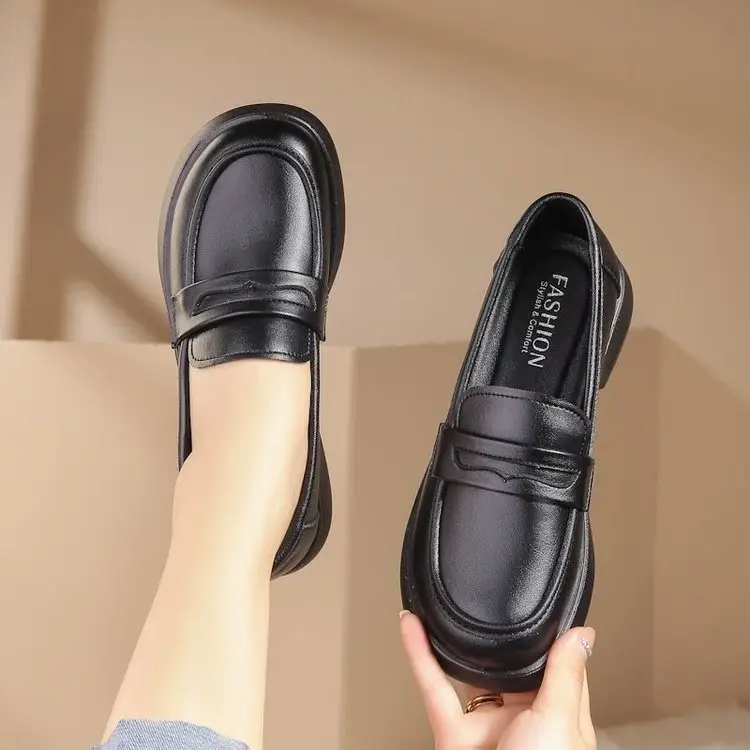 Black British Style Women's Flat Loafers 2025 - Image 4