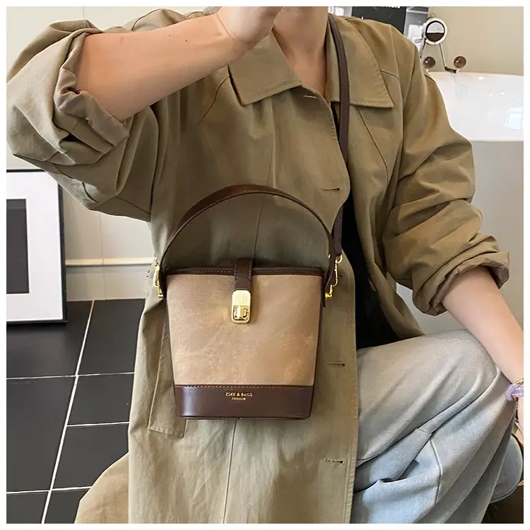 Women Retro Casual Shoulder Bag 2025 Niche Design — feature 22