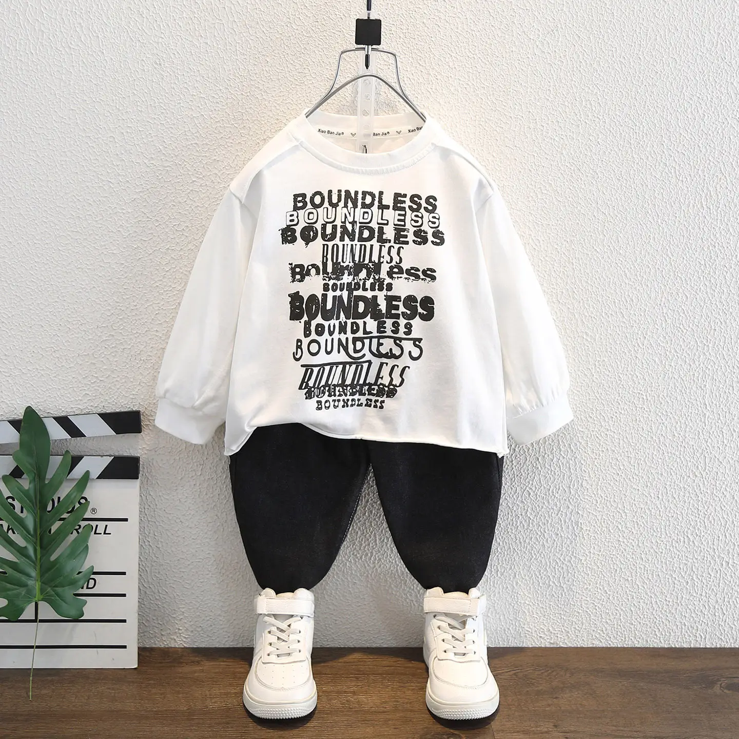 Boys Long Sleeve T-Shirt White Korean Style 2025 - Image 4