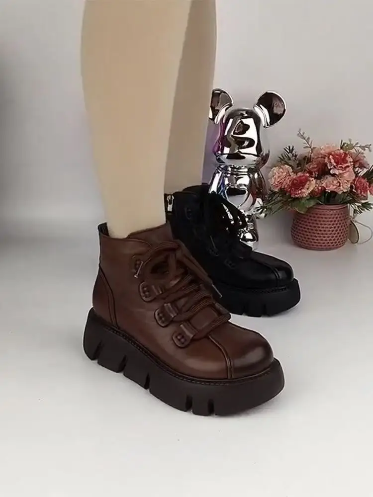 Women's Brown British Style Thick-Soled Boots 2025 — feature 12