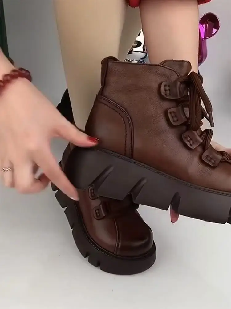 Women's Brown British Style Thick-Soled Boots 2025 — feature 13