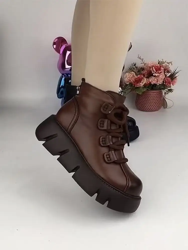 Women's Brown British Style Thick-Soled Boots 2025 — feature 19