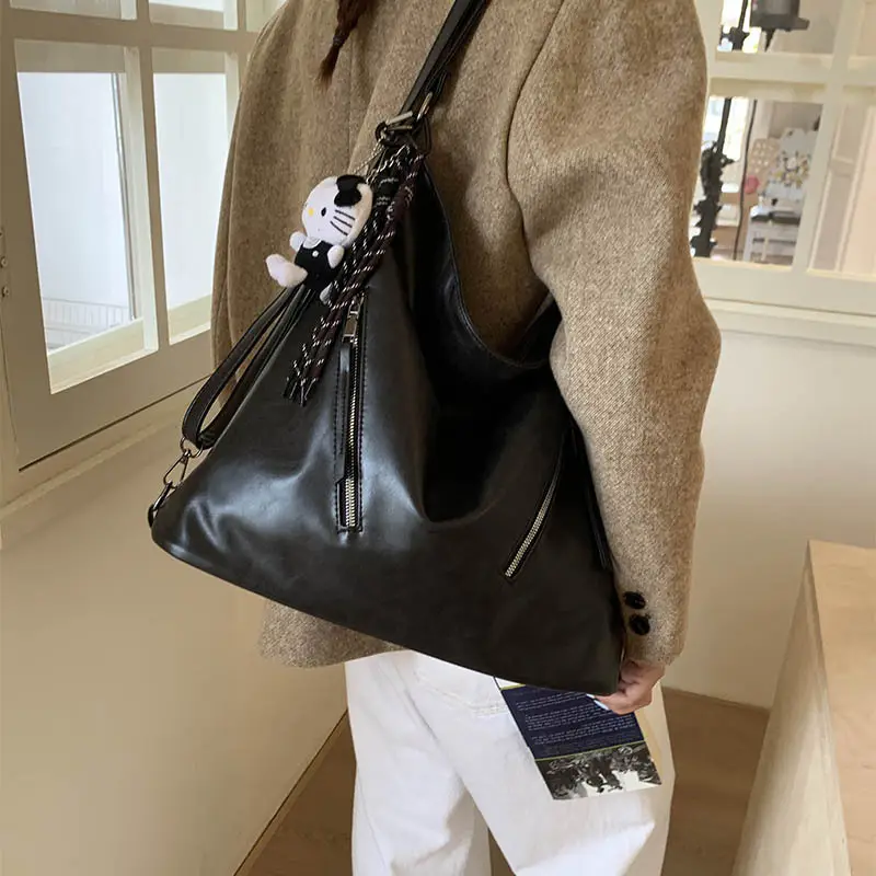 Brown Leather Shoulder Bag for Women 2025 - Image 10